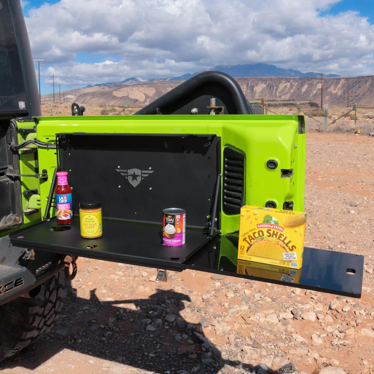 Jeep JK/JL Tailgate Table with Food Grade Cutting Board